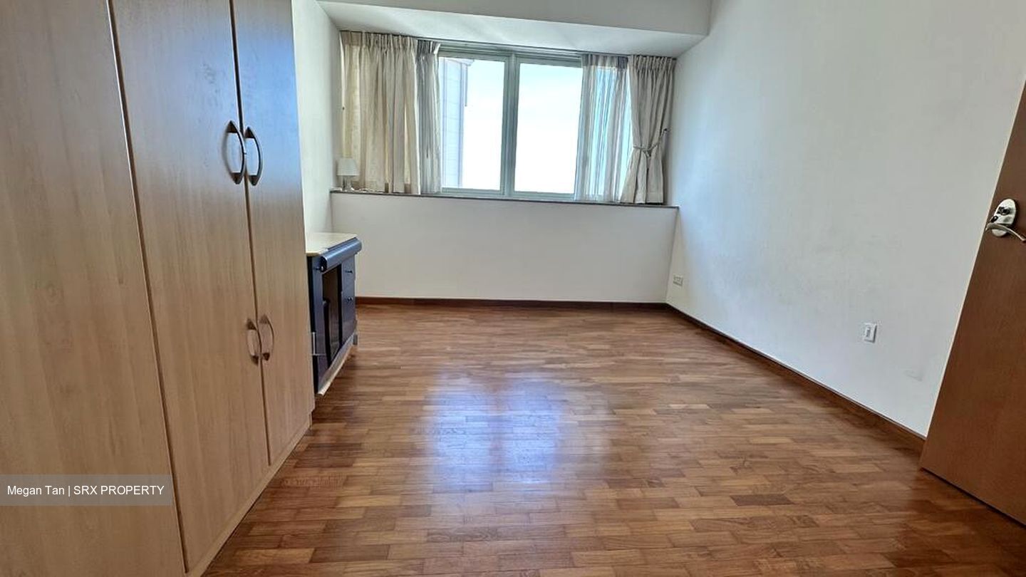 Queens (D3), Condominium #565773411